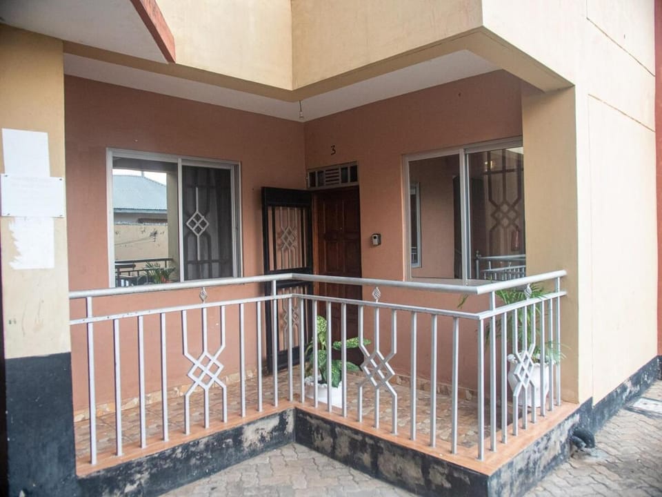 Queen Tori B Bed and Breakfast in Malindi