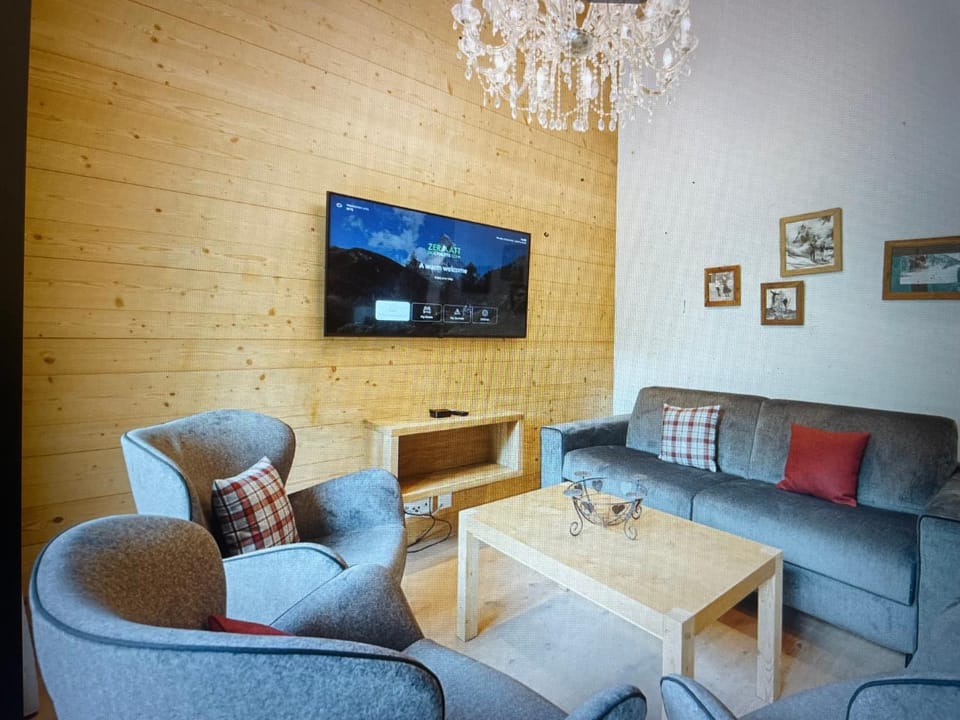 Mountain Hearth Apartment in Saint Moritz