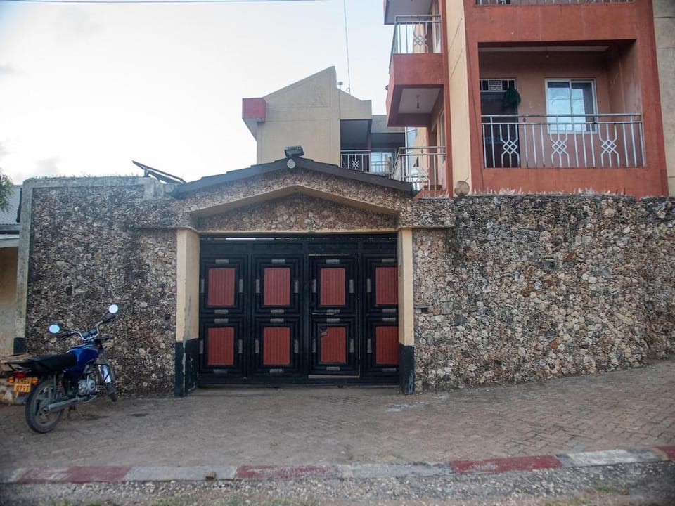 Queen Tori B Apartment in Malindi