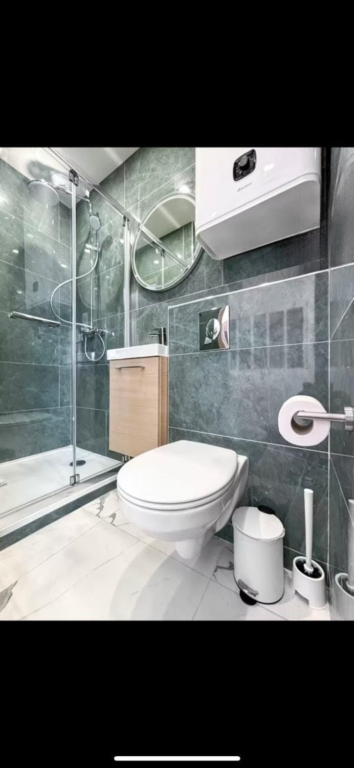 Chic et douillet studio au Porte de Paris Apartment in Île-de-France