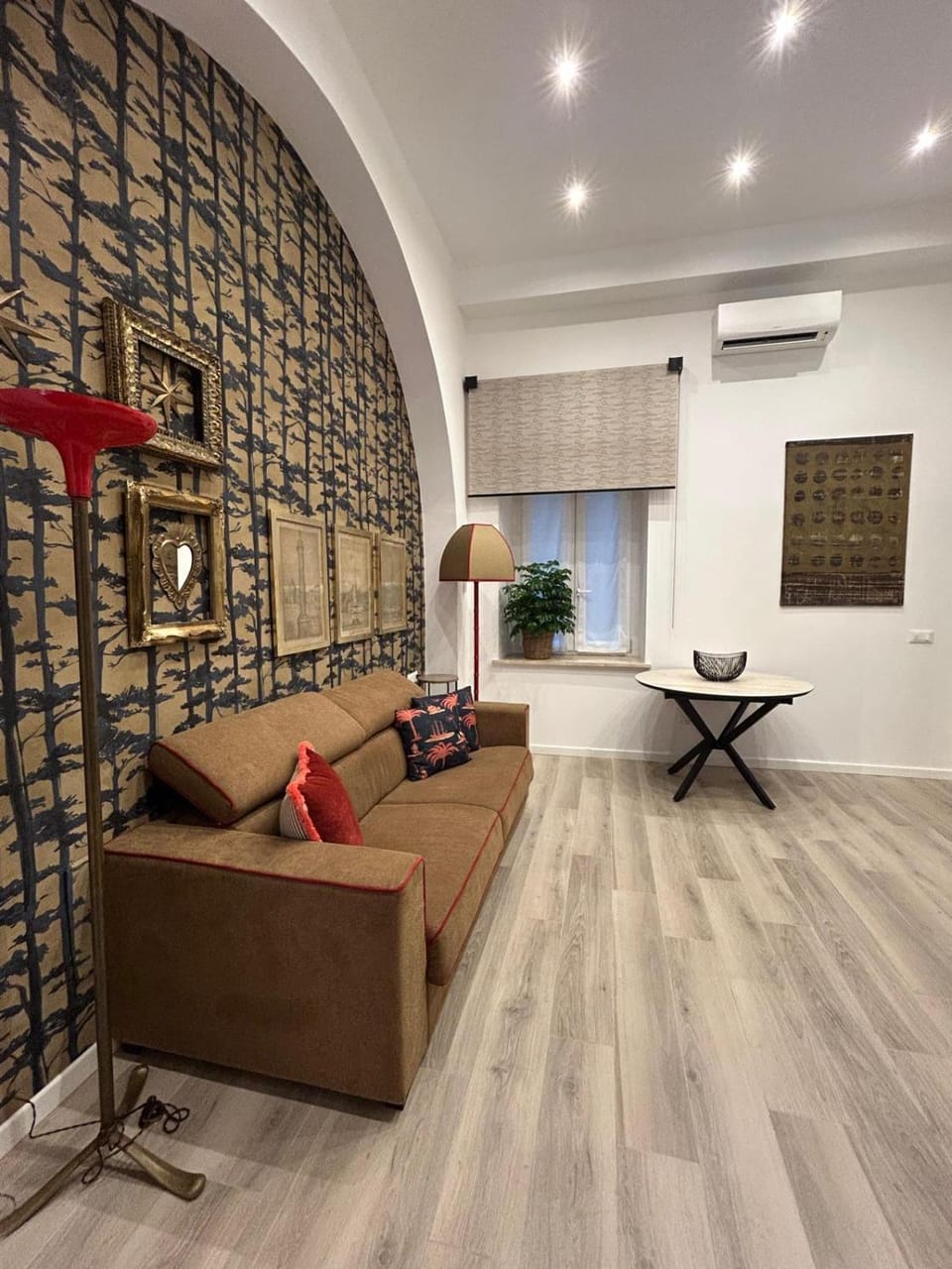 La Tiberina House in Rome