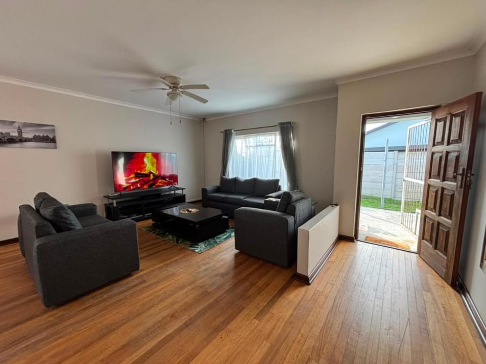 Canruss Self catering accommodation House in Port Elizabeth