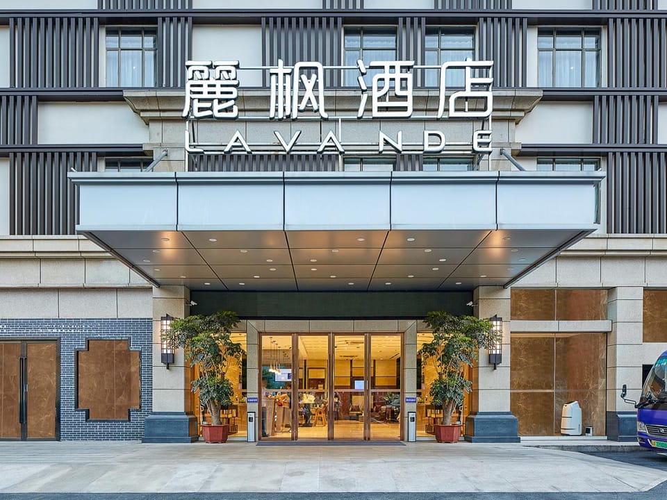 Property building, Facade/entrance, Day