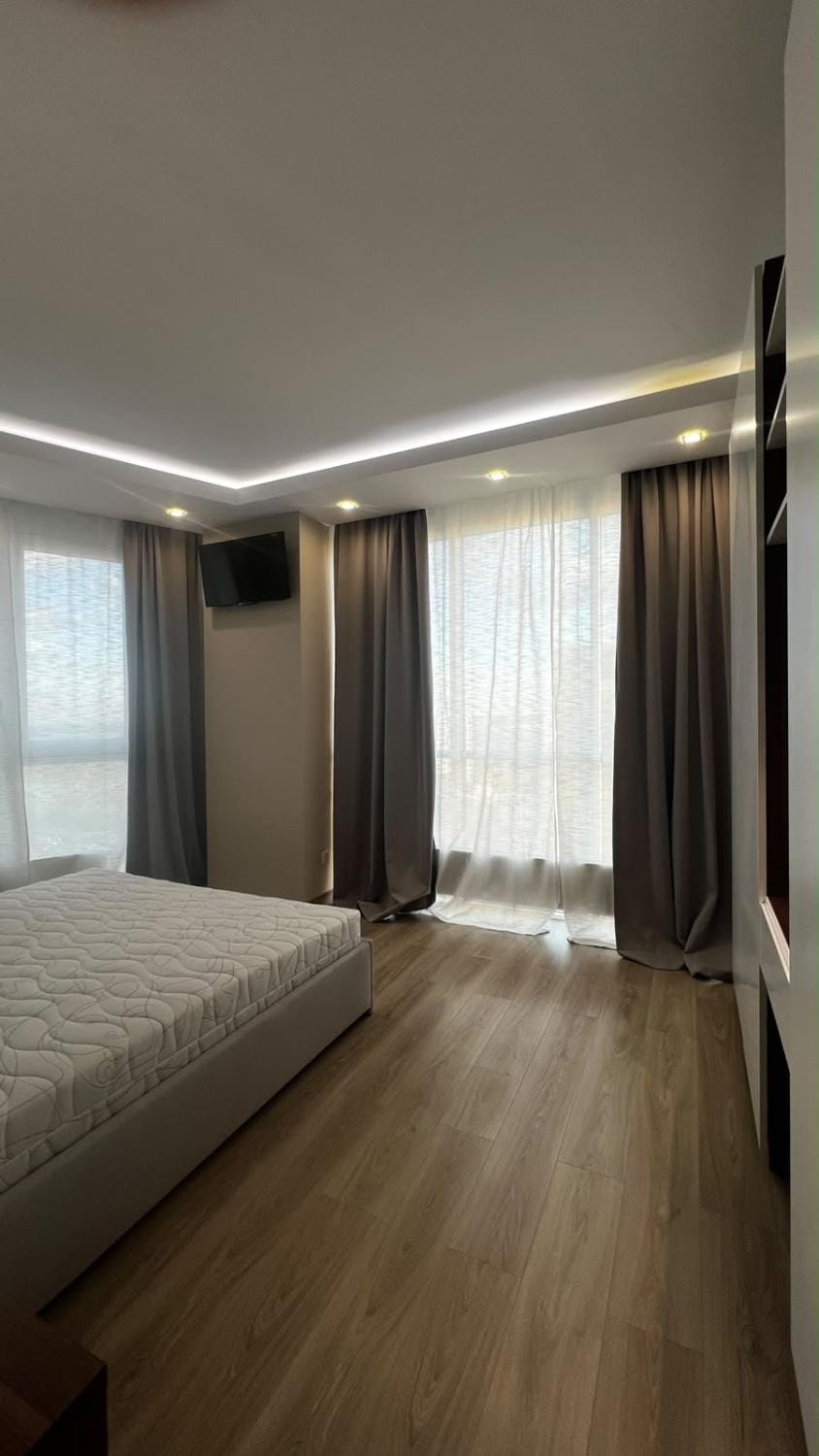 Bed, Photo of the whole room, Bedroom, air conditioner