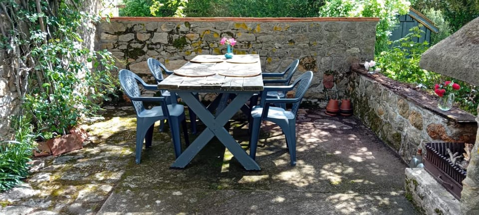 Garden, Dining area, Garden view