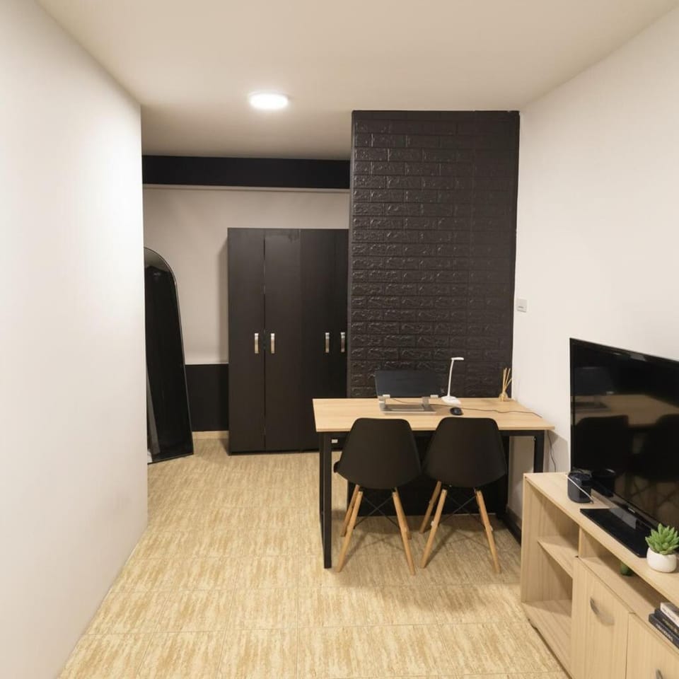 TV and multimedia, Dining area
