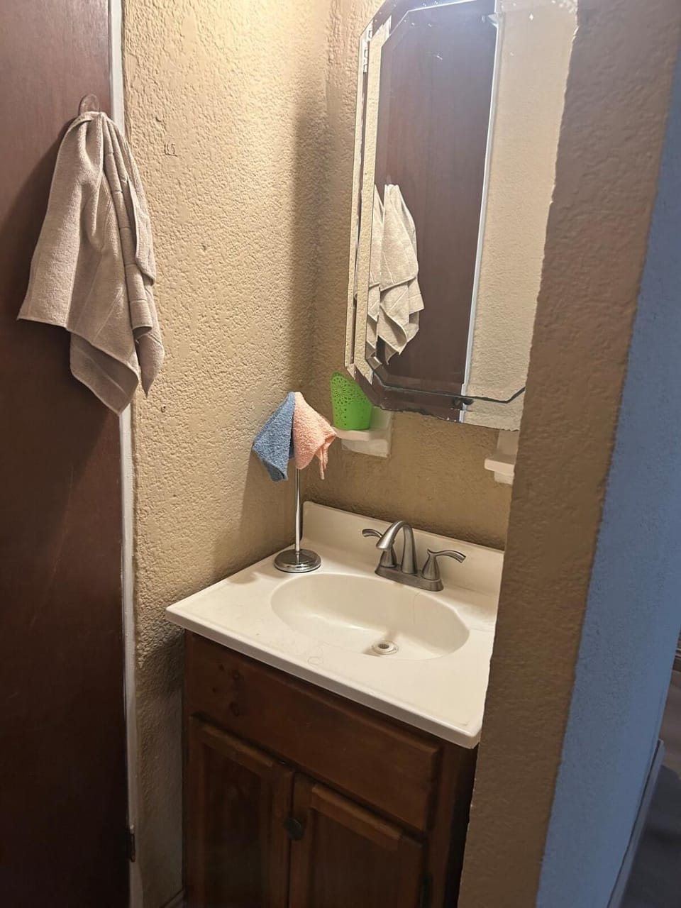 Ideal 2-Bedroom House, Consulate Appointment, Airport Apartment in Tijuana