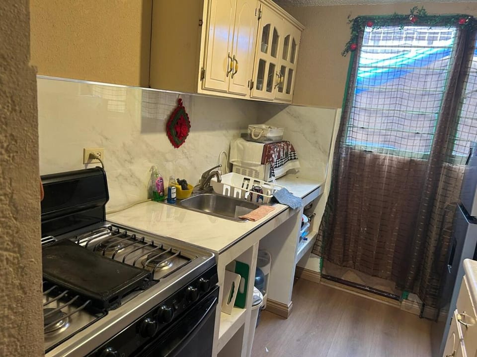 Ideal 2-Bedroom House, Consulate Appointment, Airport Apartment in Tijuana