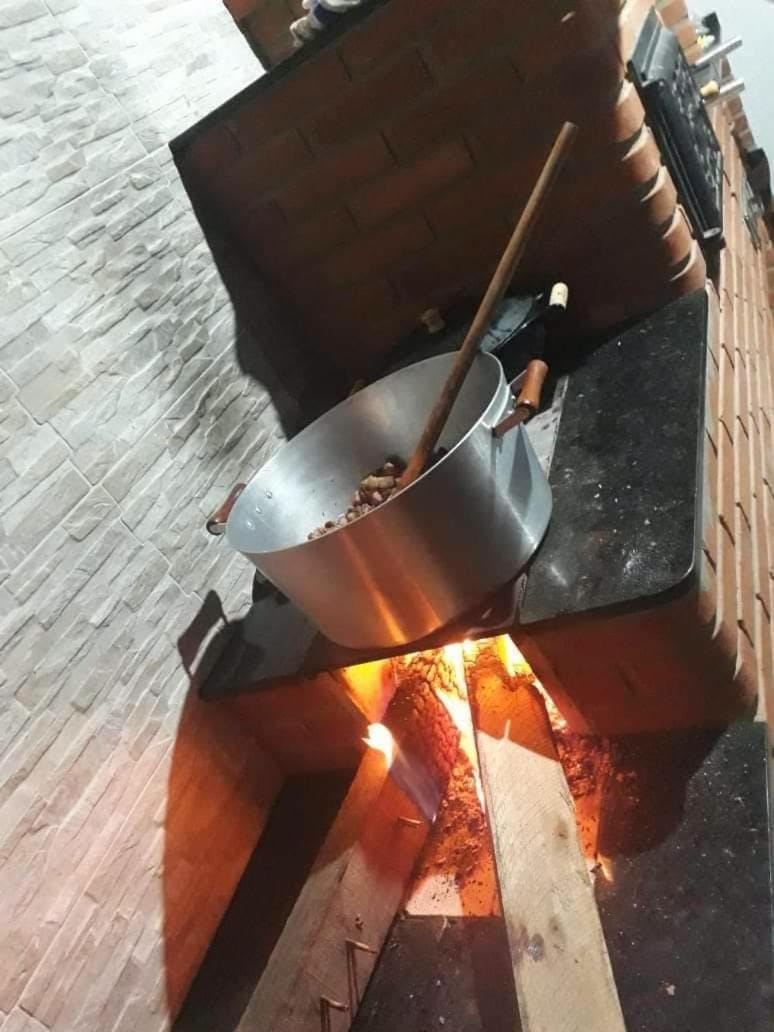 BBQ facilities, BBQ facilities, stove