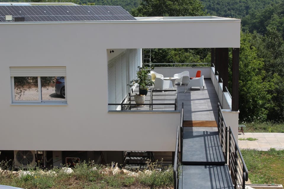 Property building, View (from property/room), Balcony/Terrace, Balcony/Terrace