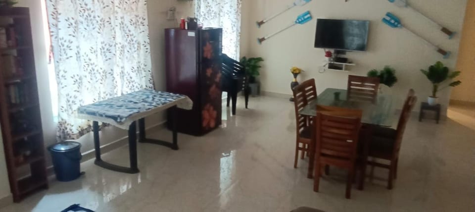 TV and multimedia, Living room, Dining area