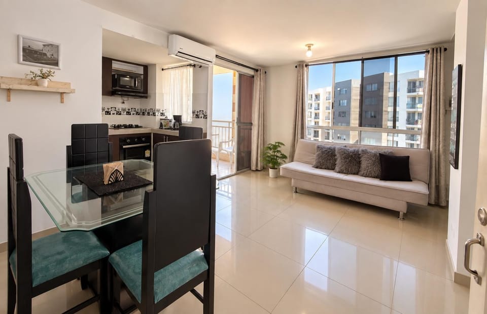 Kitchen or kitchenette, Photo of the whole room, Dining area, pet friendly, air conditioner