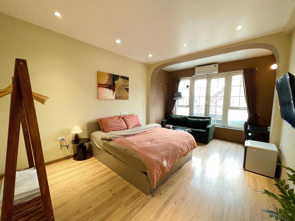 Entire Private House - 4 Bedrooms - 5 Bath - Old Quarter House in Hanoi