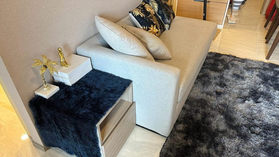 Living room, Photo of the whole room, Seating area