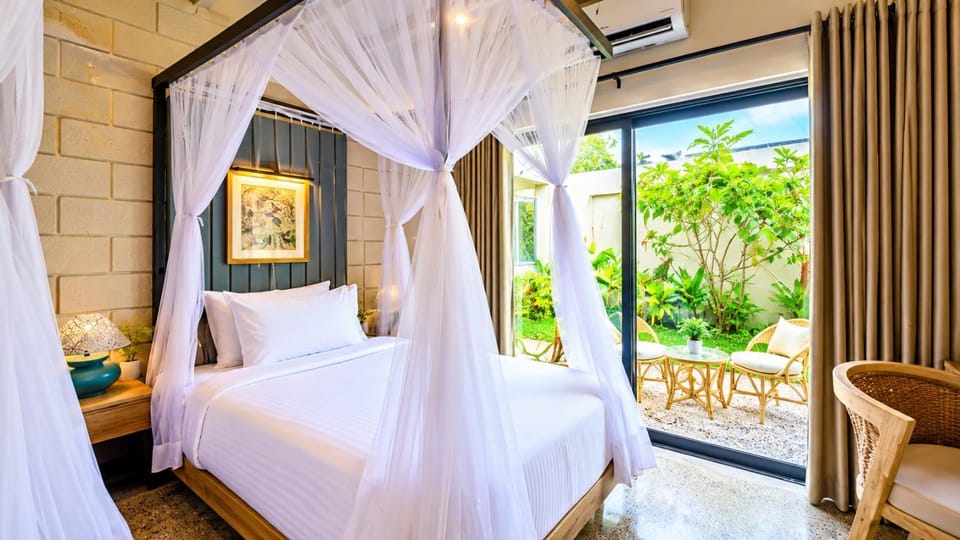 Bedroom, Garden view