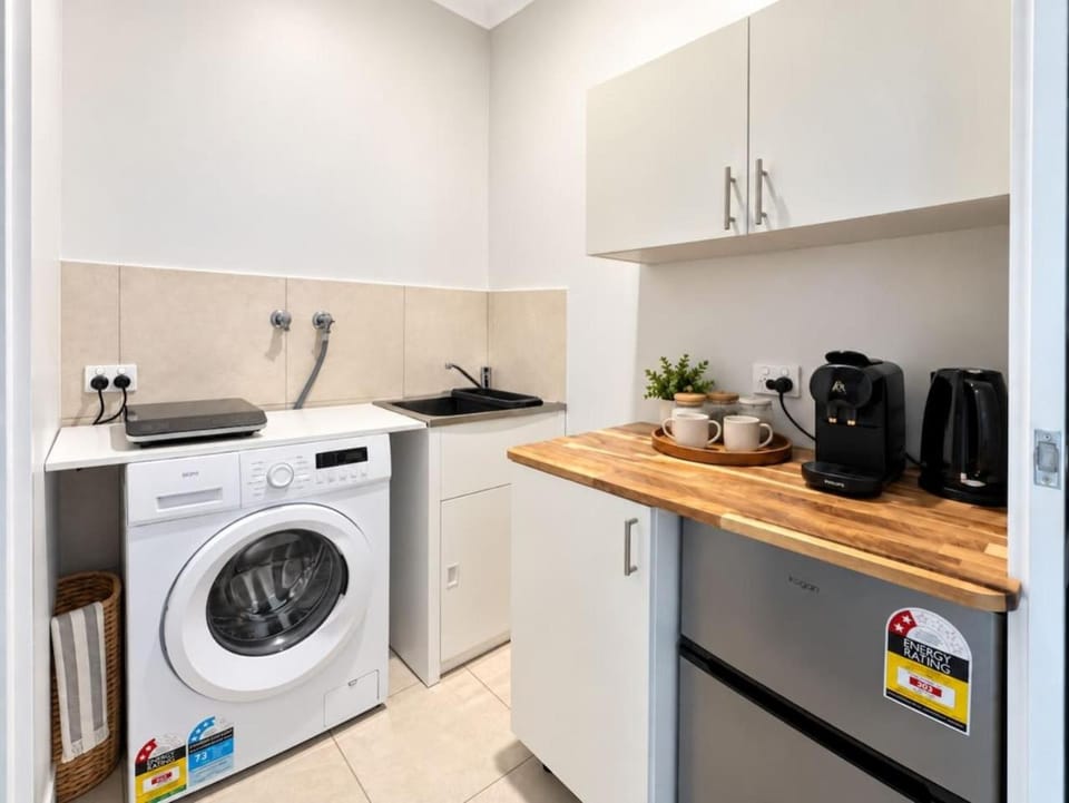 5mins to Grand Plaza I Direct Bus to CBD I max 4 guestsI House in Brisbane