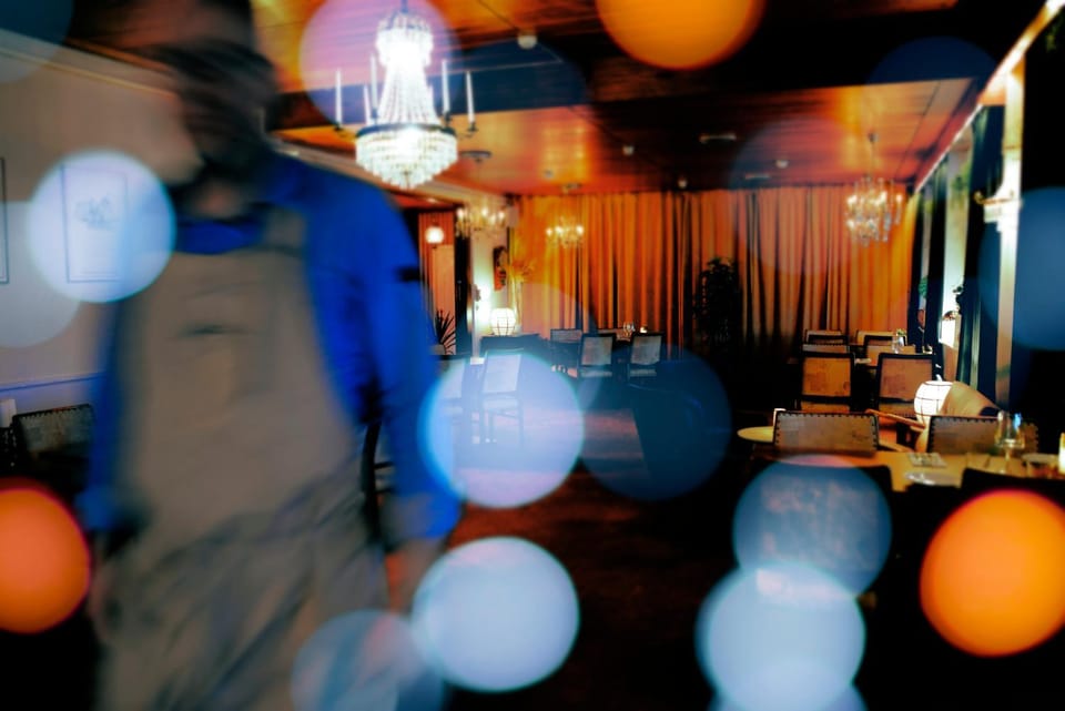 Restaurant/places to eat, Food and drinks