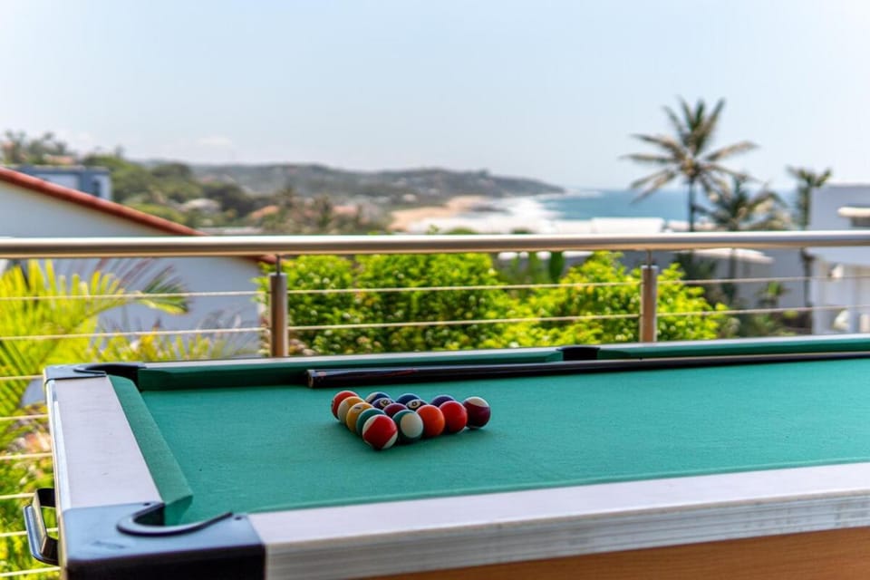 Billiard, Sea view