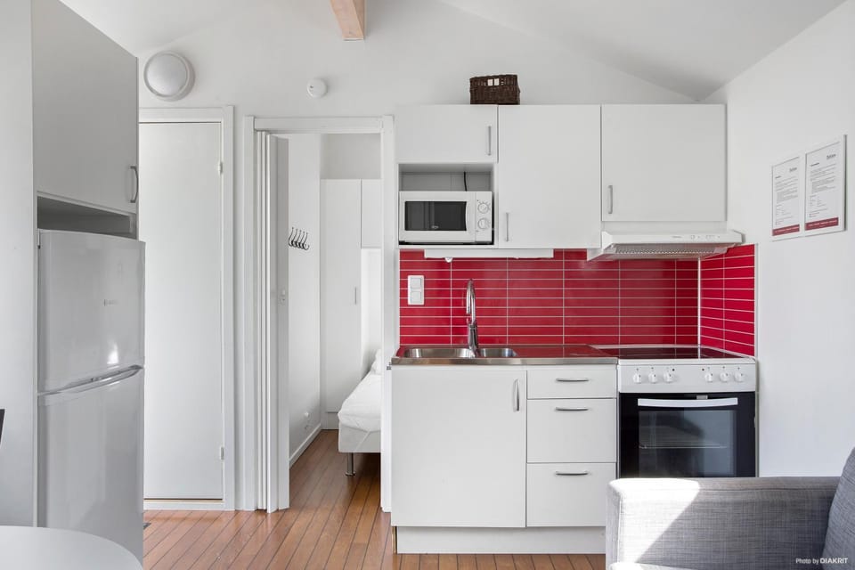 Kitchen or kitchenette