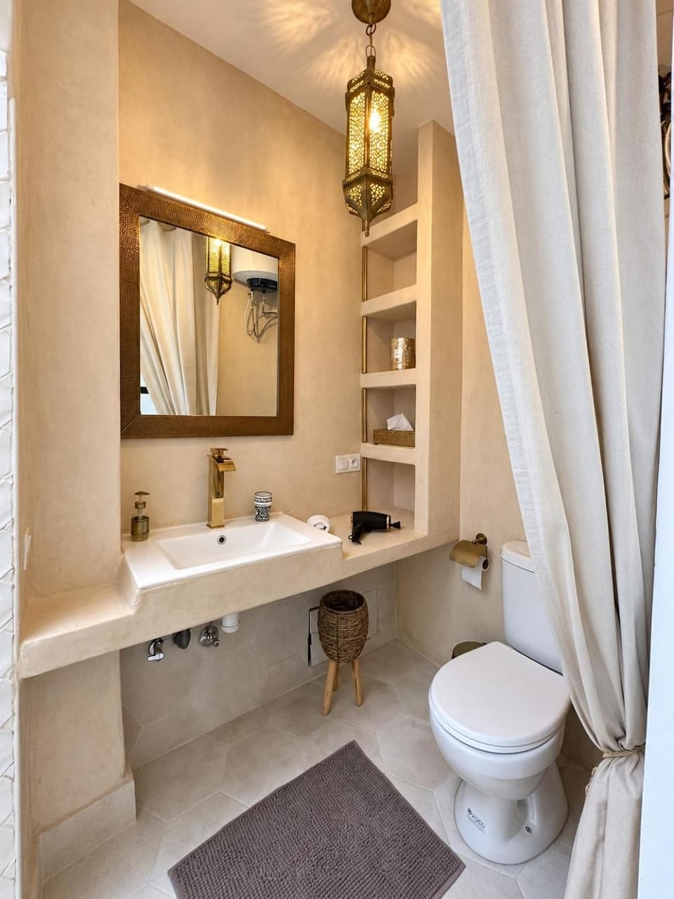 Riad Marrakech 3 bedrooms Jacuzzi & Rooftop House in Marrakesh