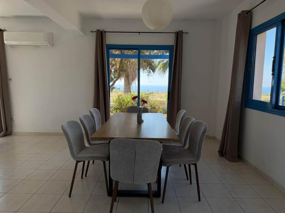 Seafront Villa with Private Pool House in Peyia