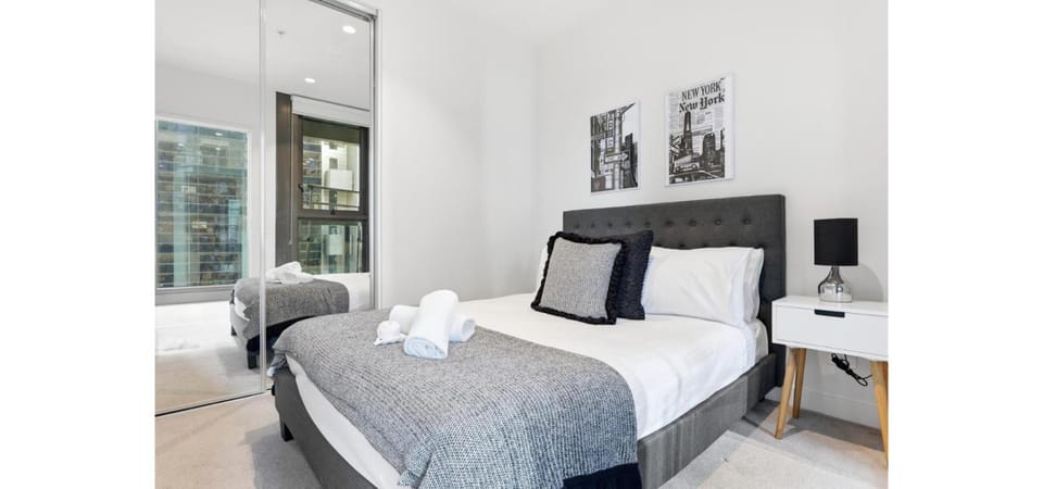 Luxury CBD 2BR Apartment QV Chinatown and Sky City View Apartment in Melbourne