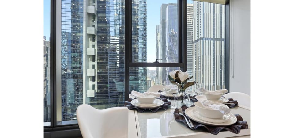 Luxury CBD 2BR Apartment QV Chinatown and Sky City View Apartment in Melbourne