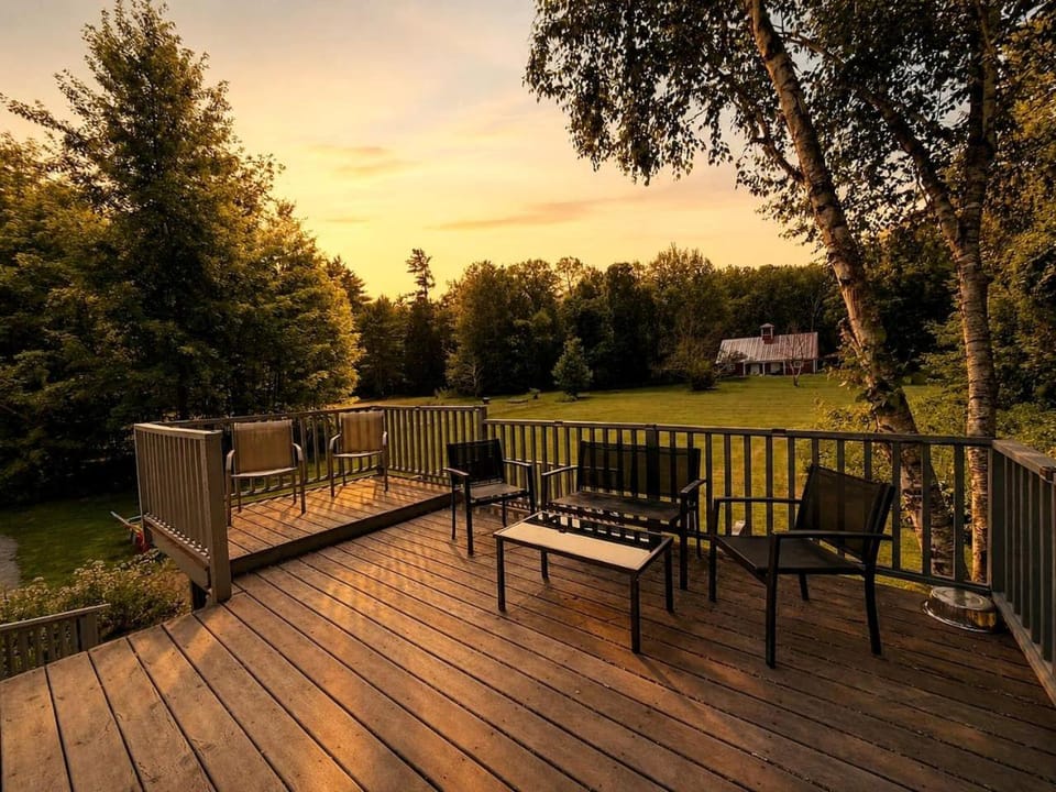 Grand Historic Home with Spacious Outdoor Deck Retreat in Fryeburg, Maine House in Fryeburg