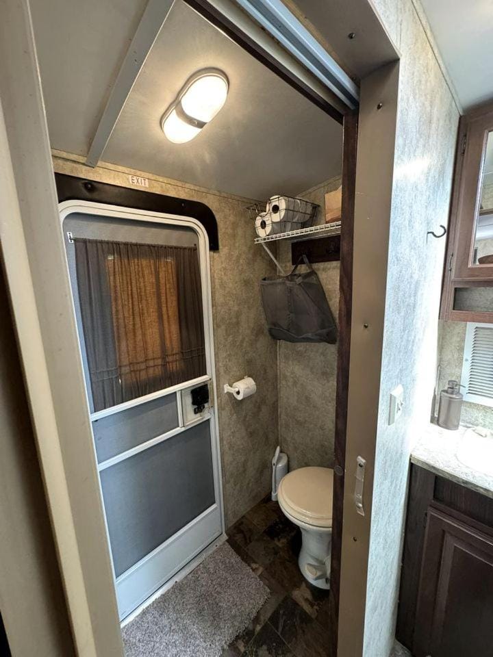 Secluded Creekfront RV Retreat with Private 3-Acre Setting Near Sedona, Camp Verde, Arizona House in Camp Verde