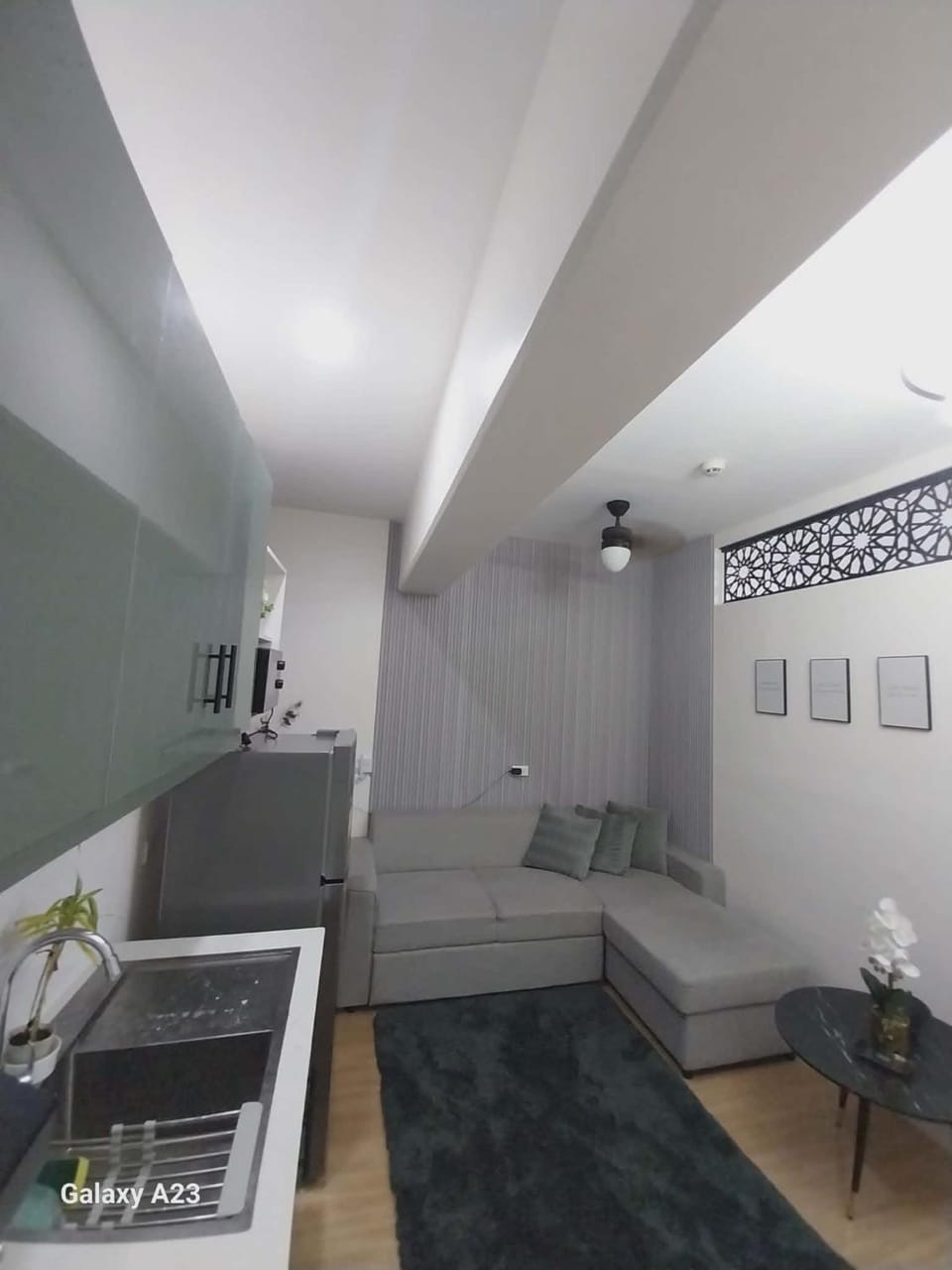 TV and multimedia, Kitchen or kitchenette, Living room, Seating area