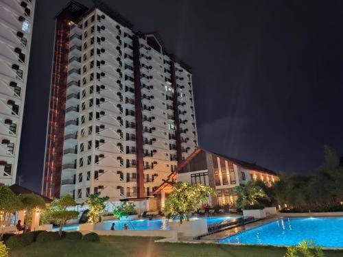 Property building, Night, Pool view, Swimming pool