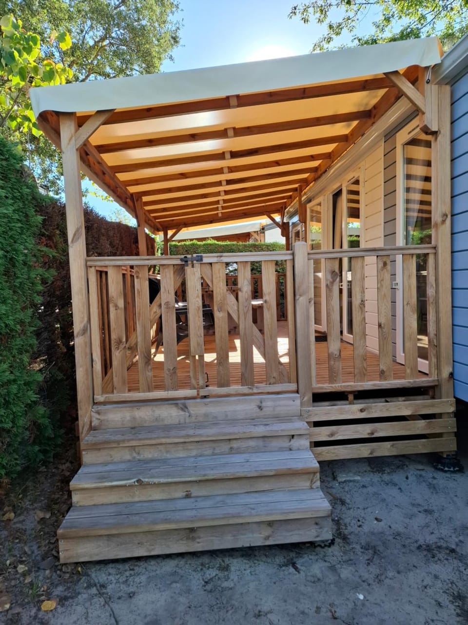 Charmant mobilhome avec terasse couverte - La Marina Campground/ 
RV Resort in Vieux-Boucau-les-Bains