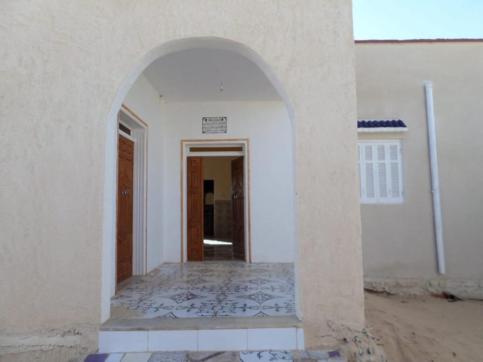 belle et grande maison a la porte du desert Villa in Tunisia