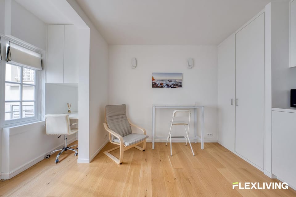 Cozy studio close to Luxembourg Gardens Paris 7 Apartment in Paris