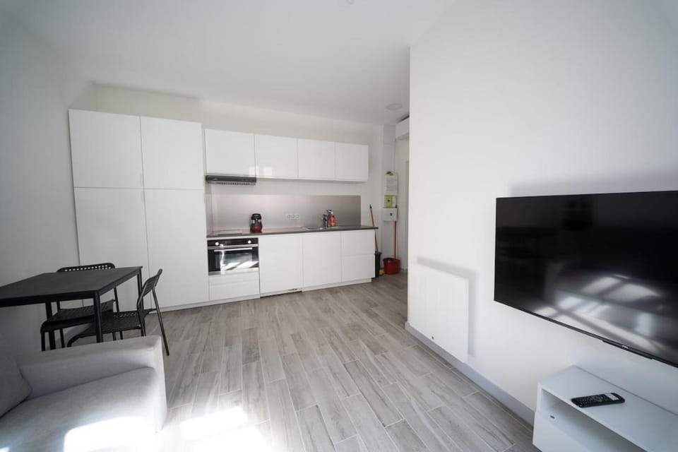 Appartement cosy proche gare de Vénissieux Apartment in Auvergne-Rhône-Alpes