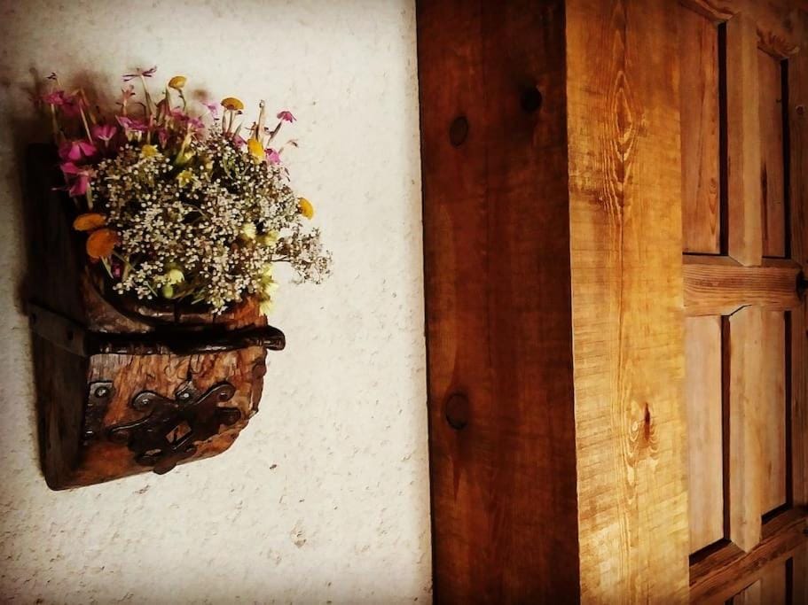 Decorative detail