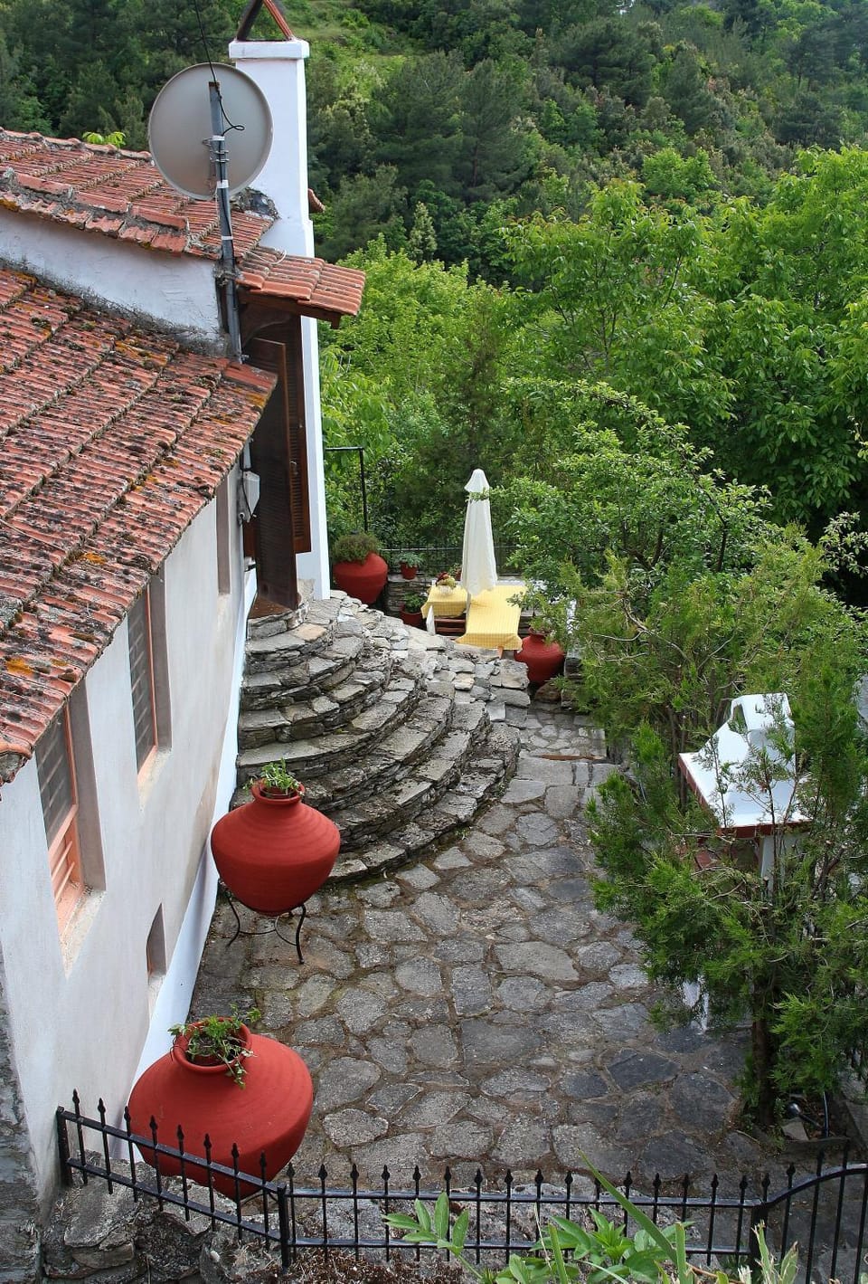 Bird's eye view, BBQ facilities, Garden, Mountain view