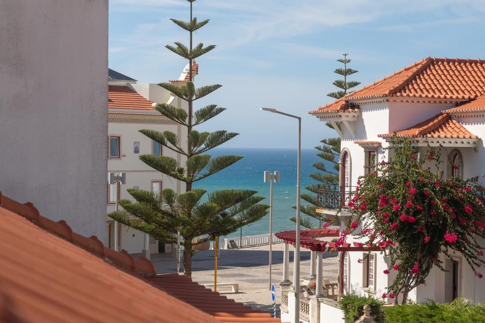Waves Inn Apartment in Lisbon District