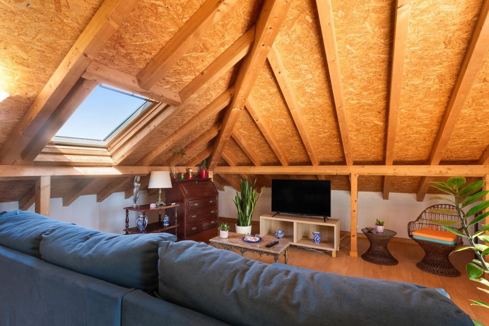 Waves Inn Apartment in Lisbon District