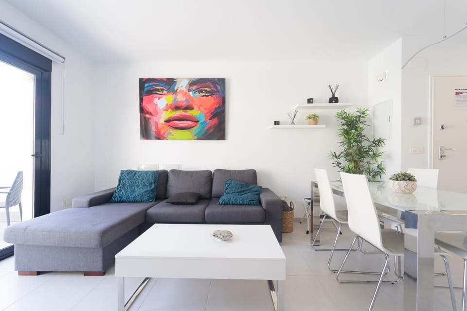 Communal lounge/ TV room, Living room