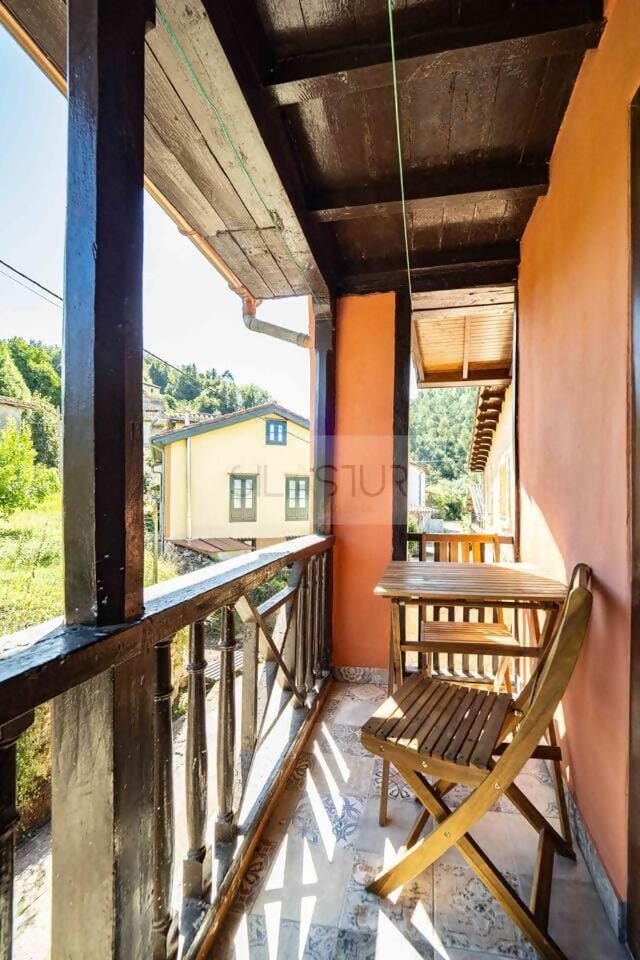 La Casina Roja De Colunga By Silastur House in Asturias