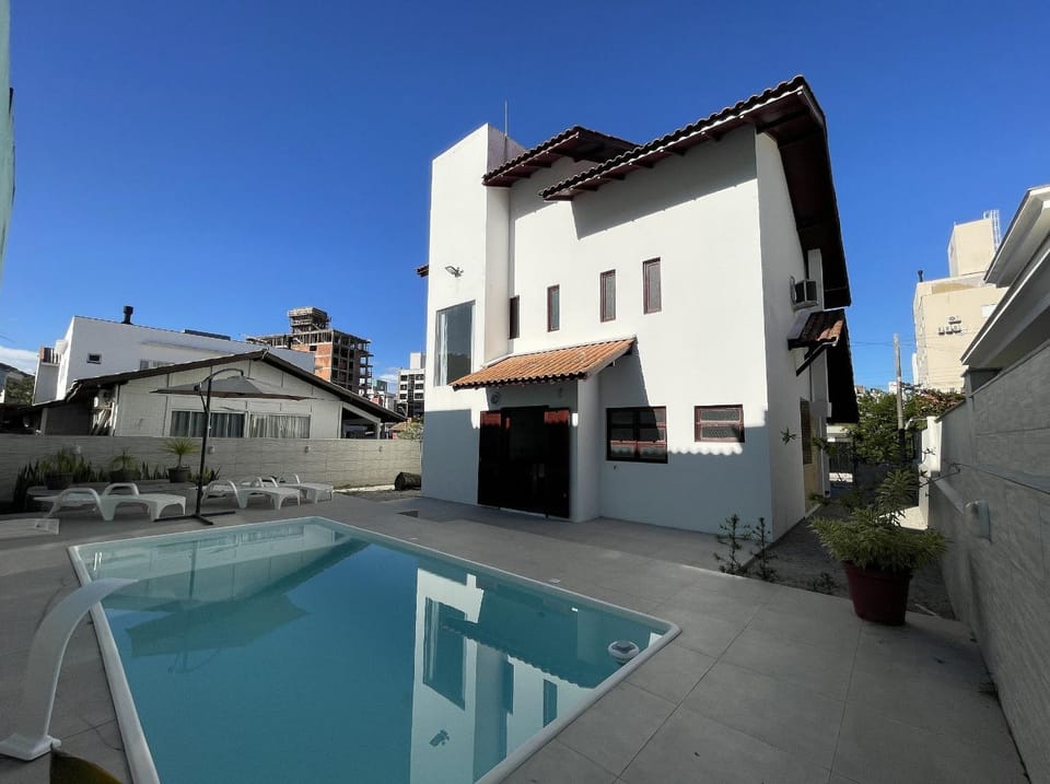 Pool view, Swimming pool, Swimming pool