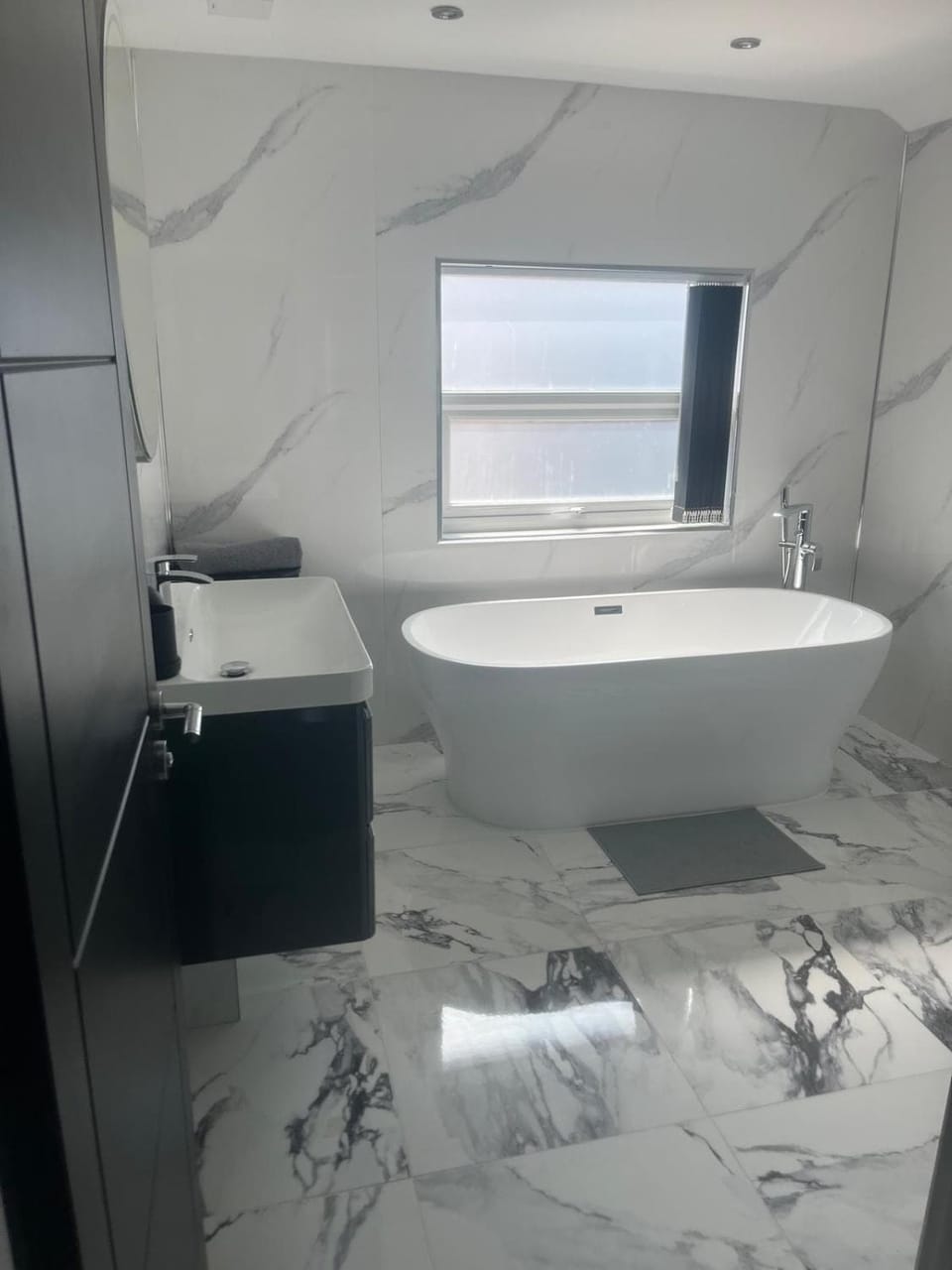 Luxury Anfield stay, 5 min walk to Liverpool FC House in Liverpool