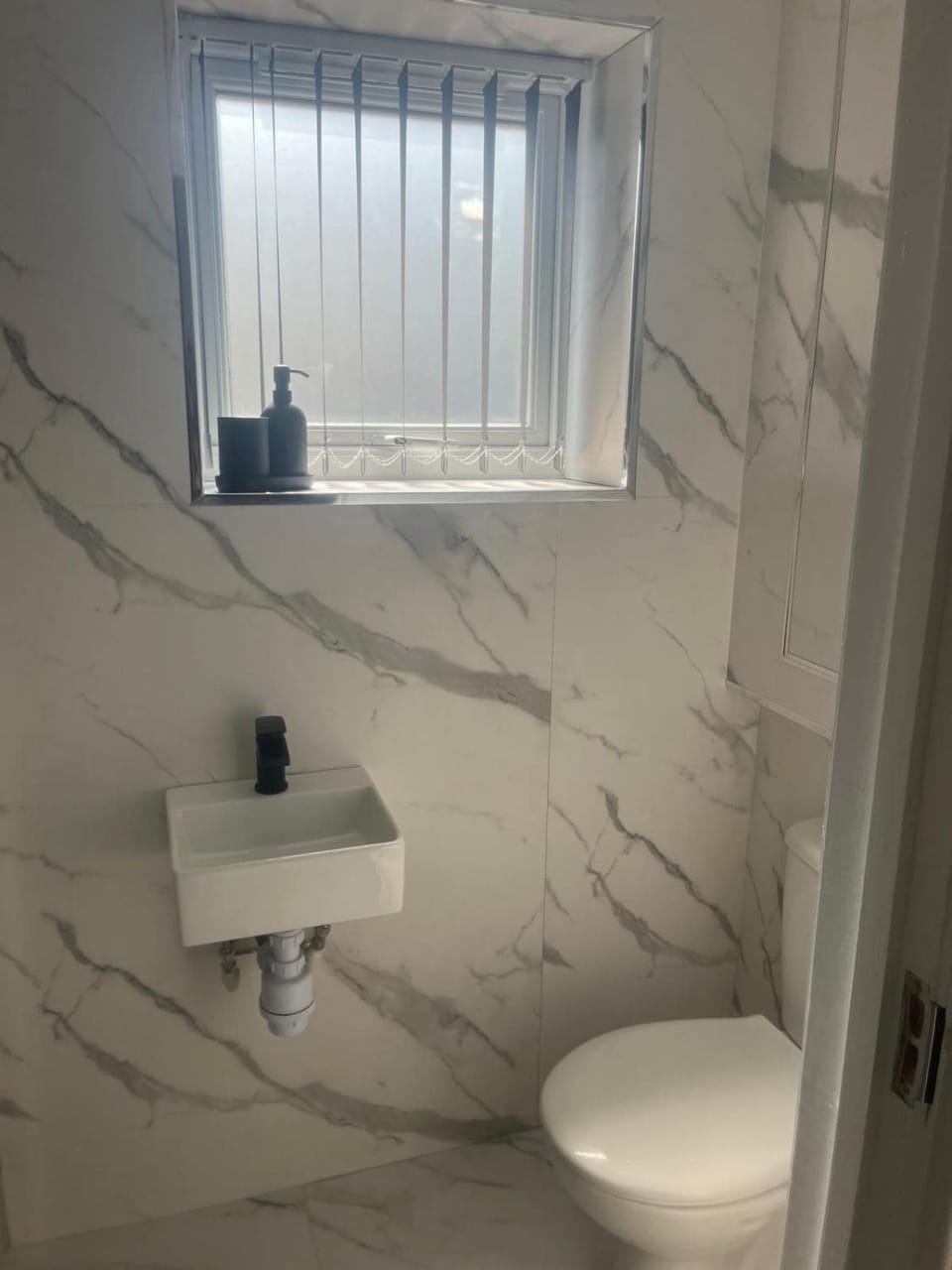 Luxury Anfield stay, 5 min walk to Liverpool FC House in Liverpool