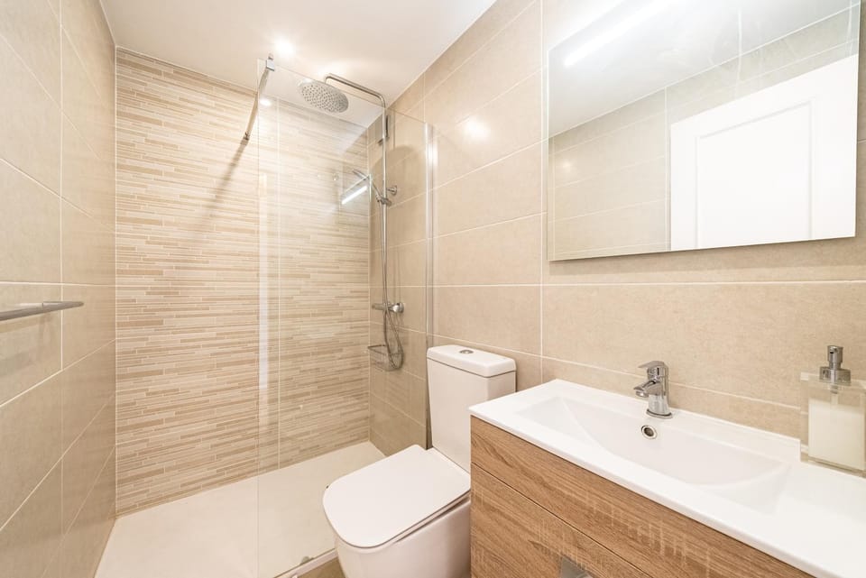 Shower, Bathroom