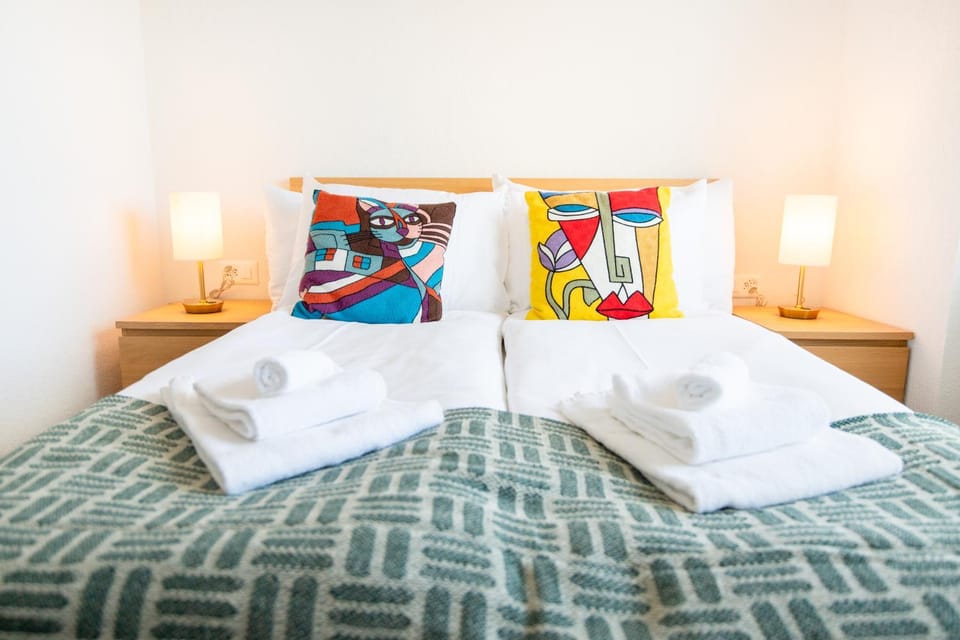 Urban Smart Living near Basel SBB & City Center - Special PICCO PICASSO 51 Apartment, up to 4 guests Apartment in Basel