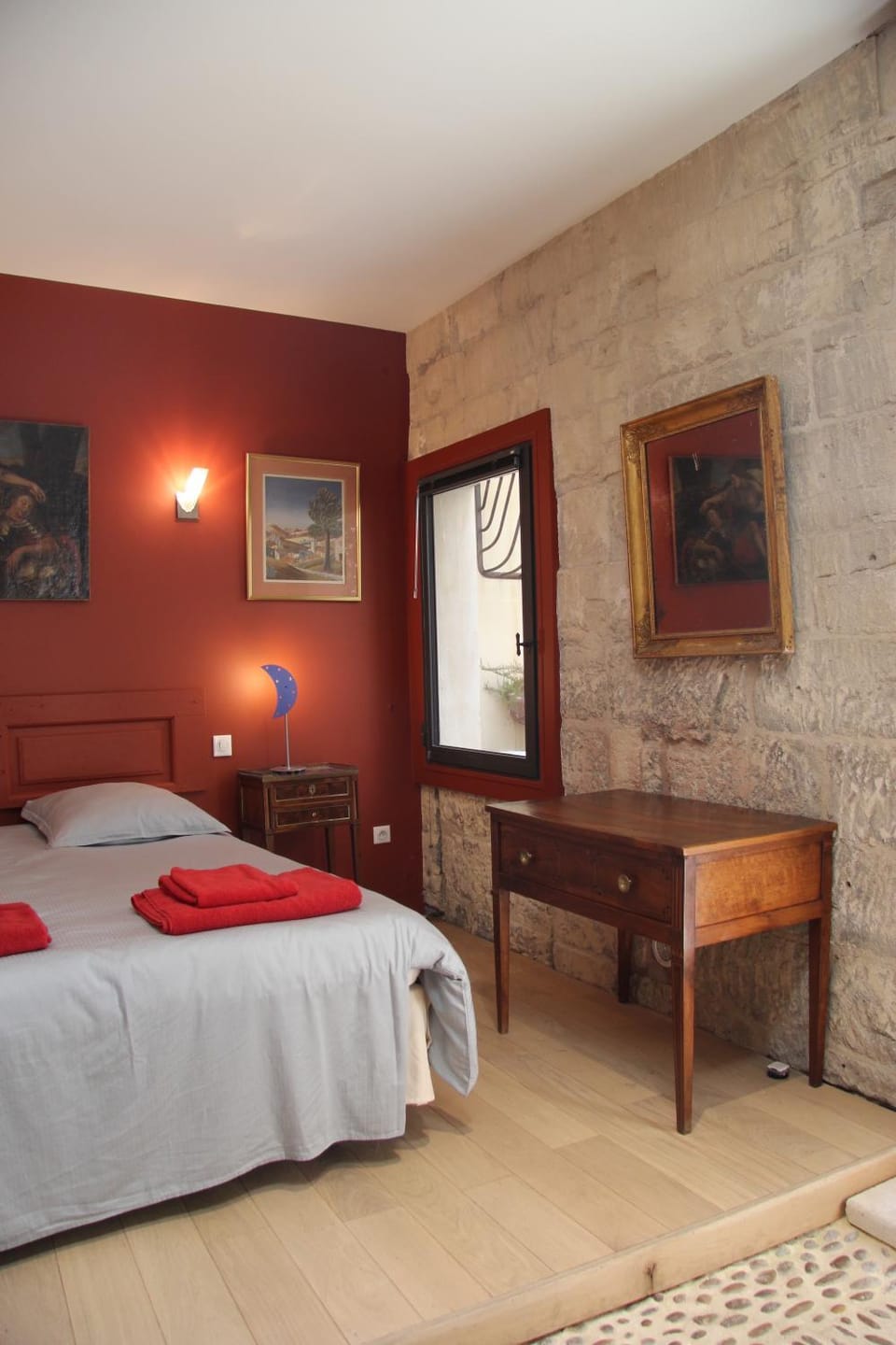 CHAMBRE D'HOTE - LaCavale Avignon Centre Apartment in Avignon