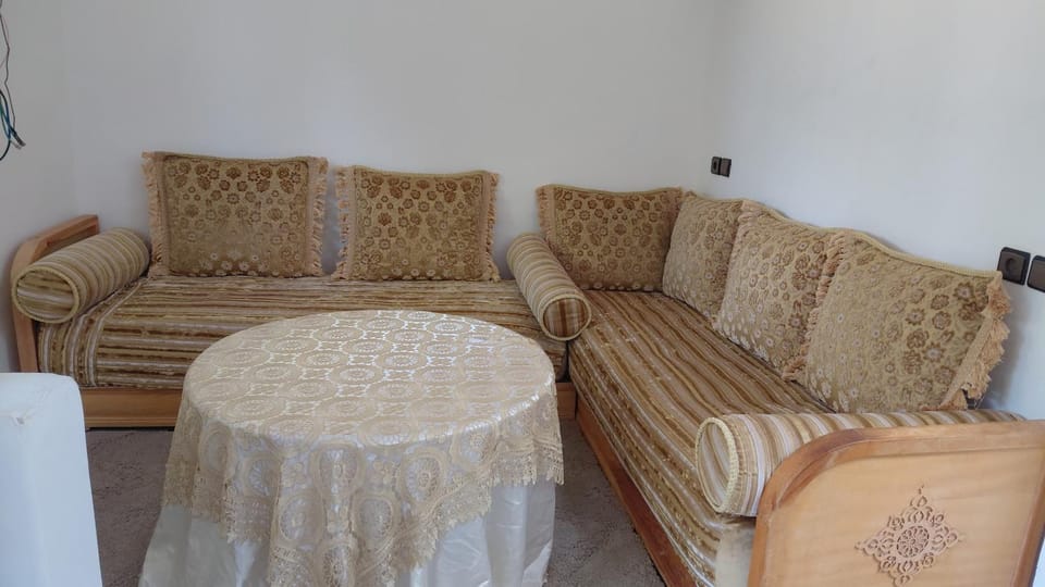 دوار بوزيد قريب لجامعة القباج الخاصة House in Marrakesh-Safi