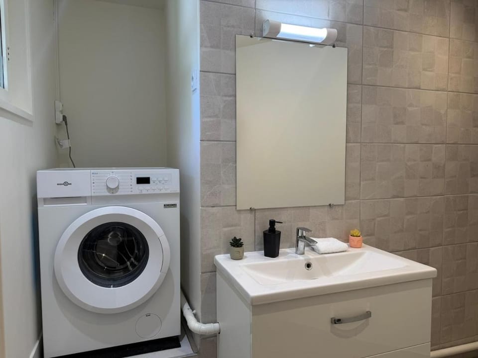 T3 Duplex Grands Volumes - Hyper Centre - Parking Apartment in Bourges