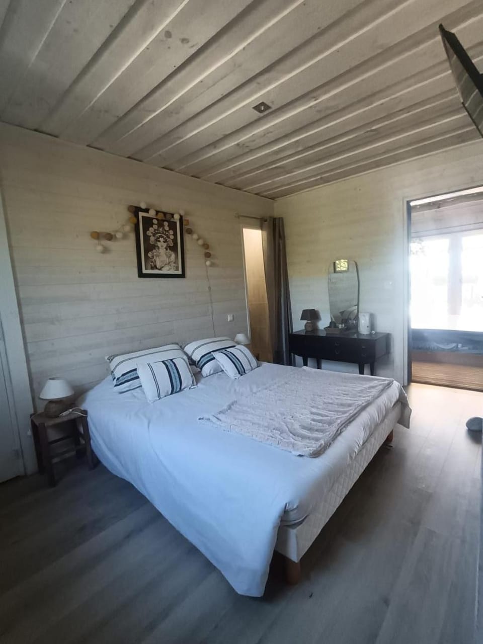 Chambre double Vacation rental in Nouvelle-Aquitaine